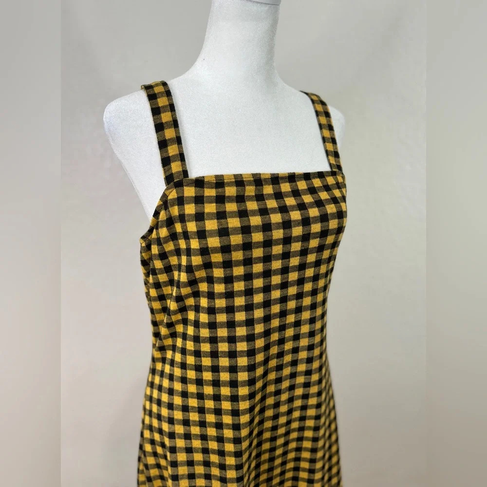 NWOT RUE21 - Picture 2 of 9